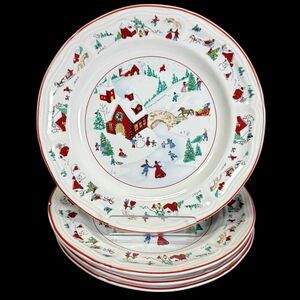 Set of 4  Farberware White Christmas Salad or Dessert Plates  1995 B